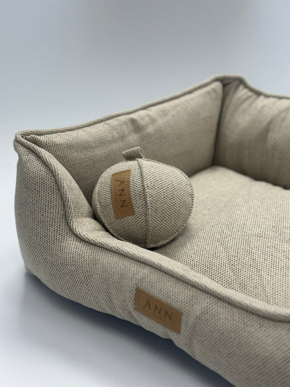 Ann Habor - Bold Hundelegetøj - Lys Beige - animondo.dk - AH0106